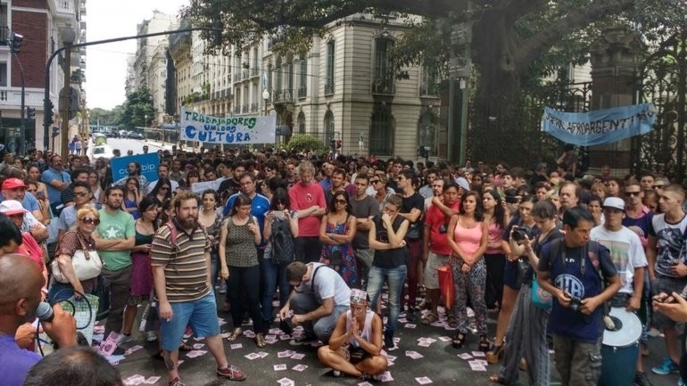 Despiden a 500 trabajadores del Ministerio de Cultura