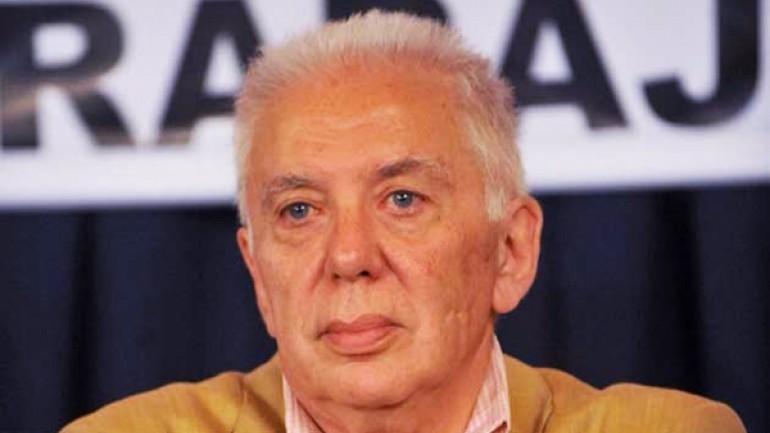 Jorge Altamira: “Fútbol para todos tiene horas de publicidad y nosotros un par de segundos”