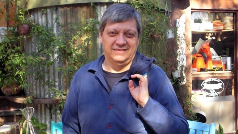 Carlos Evaristo: “No existe una funcion de teatro por internet, eso no es teatro”