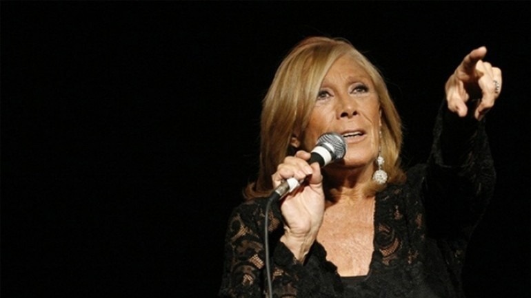 Amelita Baltar: “No puedo estar pensando que hay miles que se fueron a dormir con la panza vacía”