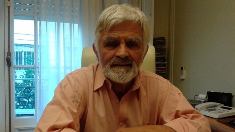Kurt Frieder: “Hoy sabemos cómo se transmite el virus y no hay ningún problema en abrazar o besar”