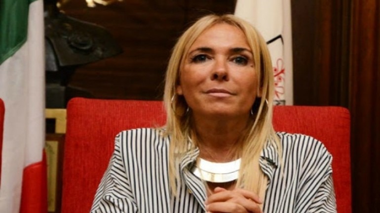 Claudia Calciano: “La clase media es la que paga siempre los platos rotos”