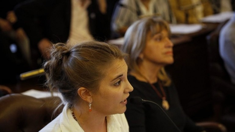 Stefanía Cora: “El Intendente y los cómplices tomaron la Municipalidad”
