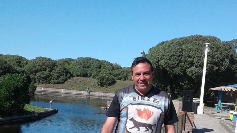 Héctor Marcos: “Los ingleses estuvieron a una semana de no poder seguir”