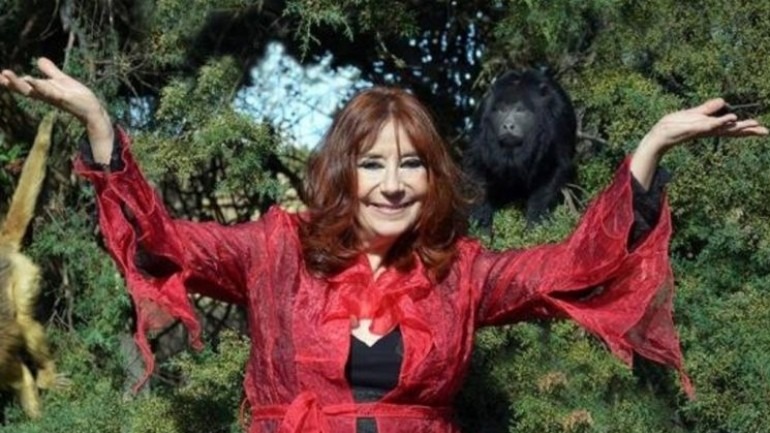Ludovica Squirru: “Desde la Revolucion Industrial que estamos viviendo el Apocalipsis”