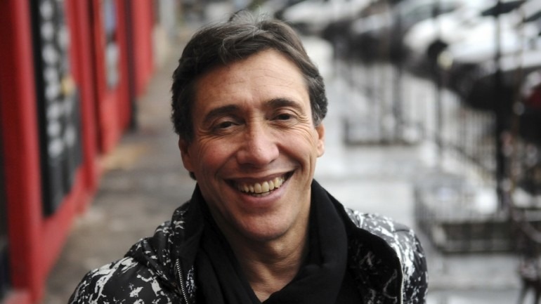 Fabián Gianola: “El teatro siempre me dio un valor fundamental y superior”