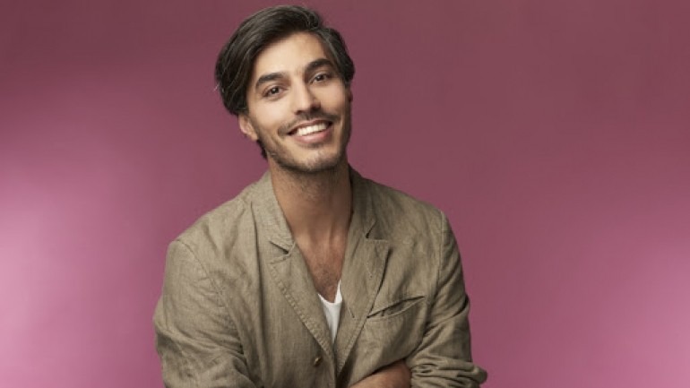 Nicolas Manservigi: “Cuando canto le pongo imagen a lo que estoy cantando e intento transmitirlo”