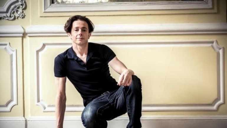 Pablo Rotemberg: “Todavía la tendencia dominante es el cuerpo joven y atlético”