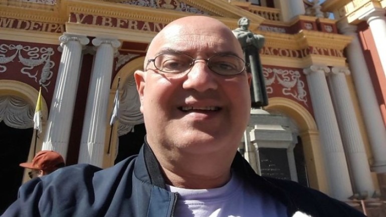 Roberto Topsakalian: “Hubo demasiado divismo en algunos actores de la obra”