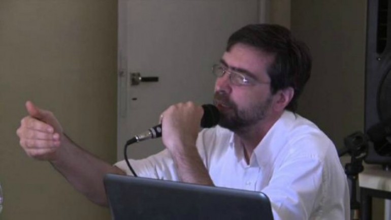 Diego Rubinzal: “En el país los bloques populares impiden que la oligarquía consolide su dominio”