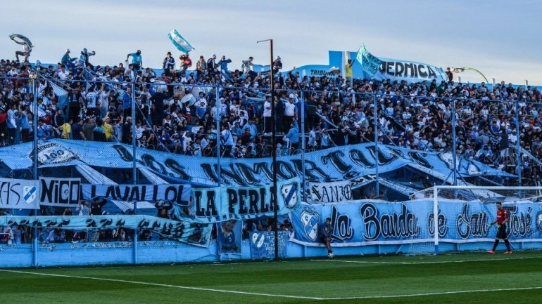 Víctor Payaso Rodríguez: Que se vaya, porque él no es hincha de Temperley