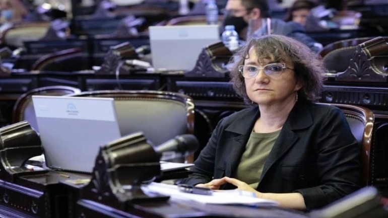 Mara Brawer: “Es el gran derecho pendiente para las mujeres en la democracia”