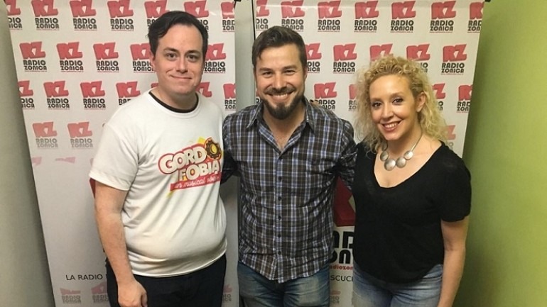 “Es una obra de comedia pero te despierta preguntas como espectador y está en vos contestarlas”