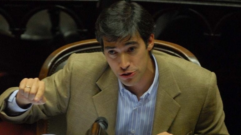 Adrián Pérez: Las provincias que tienen boleta en papel quieren incorporar el sistema electrónico