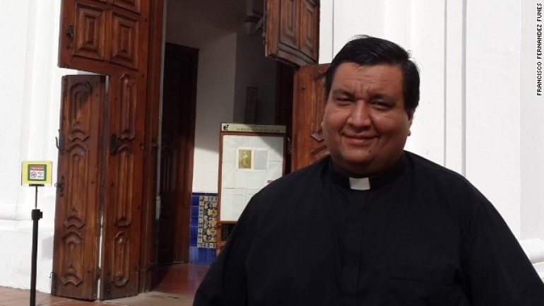 Fabián Báez: “Bergoglio es el Papa de la globalización y la comunicación”