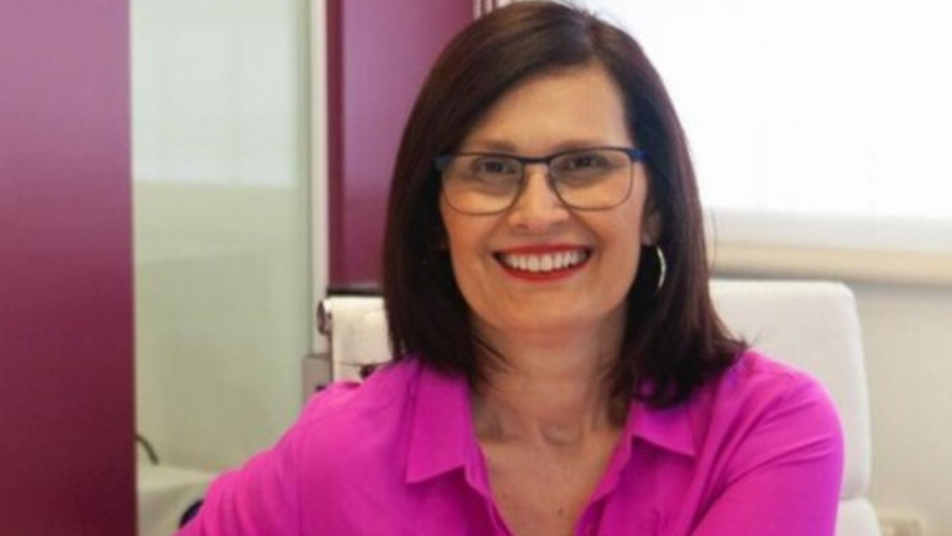 Claudia Lalloz: “El coaching ontológico trabaja sobre el ser humano, sobre la identidad”