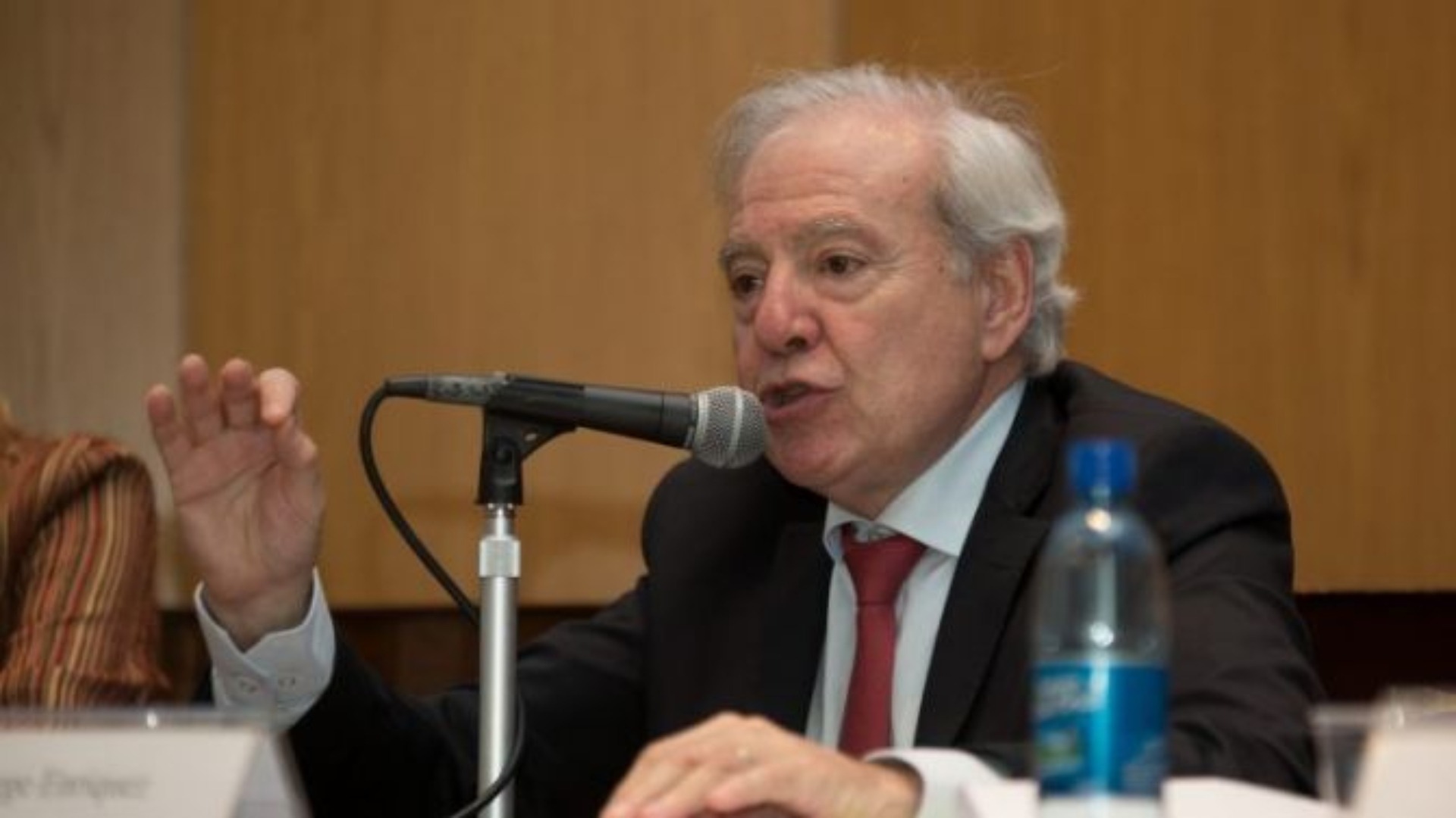 Jorge Enríquez: “A mí no me importa si ellos se quieren suicidar pero que no sea un suicidio colectivo”