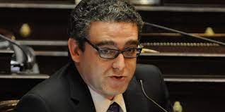 Eric Calcagno: “Hoy, el Estado y la sociedad política son el reflejo de la sociedad económica”