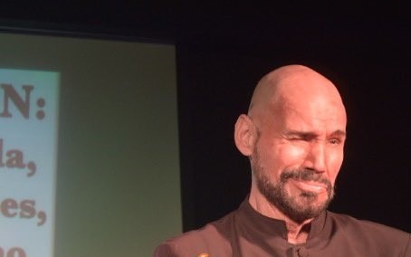 Raul Mouzo: “Cuando un docente te felicita todo, busca otro, porque ese no sirve”