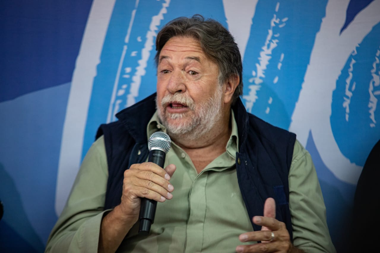 Claudio Lozano: “Este es un superávit fiscal que se basa en la postergación de pagos”