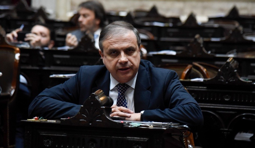 Juan Fernando Brügge: “El Congreso es el reino de las vanidades”