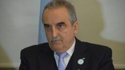 GUILLERMO MORENO: “El Gobierno está peleado con el campo, con la industria, con los bancos ahora, con los servicios”.