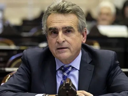 AGUSTÍN ROSSI: “El sentimiento anti Milei en la provincia de Santa Fe es muy fuerte”.