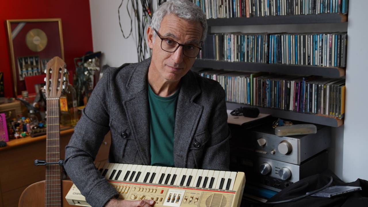 MARIO SIPERMAN: “Vamos a seguir festejando hacer música, el hecho de los 40 años es como una pequeña excusa publicitaria”.