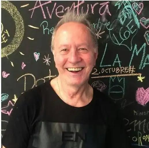 HUGO PAREDERO: “El Gobierno no es solamente destructivo, es inculto y especialista en autodegradarse”.