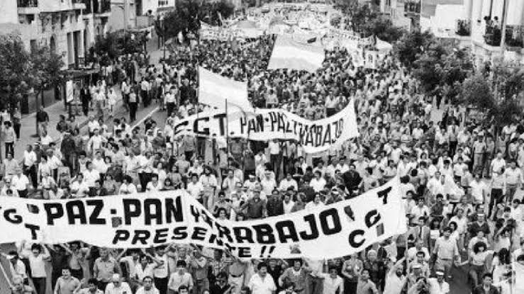 30 de marzo: entre protestas históricas, nacimientos influyentes y hechos que marcaron el rumbo mundial