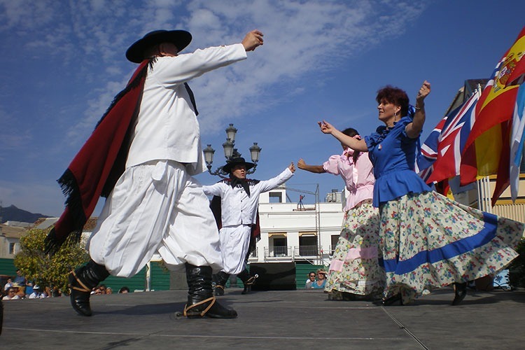 Los Alarcón: “Va a ser una noche para emocionarse, cantar y celebrar nuestra identidad”