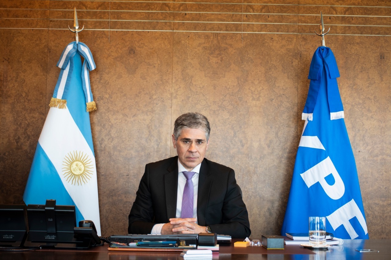 Pablo González cuestionó la política energética del Gobierno: “YPF está vendiendo activos estratégicos y los números no la acompañan”