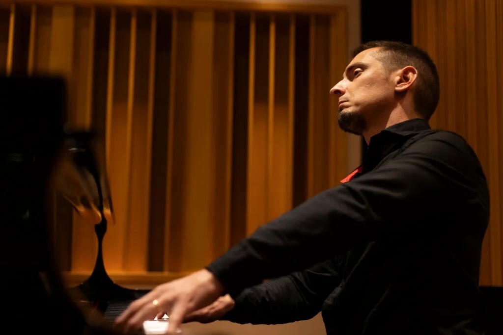 Pablo Vucetich: «El silencio tiene que vivirse con la misma intensidad que el sonido»