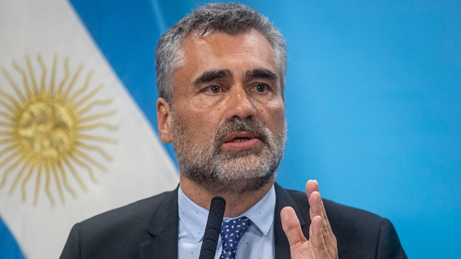 Alejandro Vanoli: “Si el Gobierno defendiera la soberanía, tendría que haber un giro de 180° de las políticas económicas”